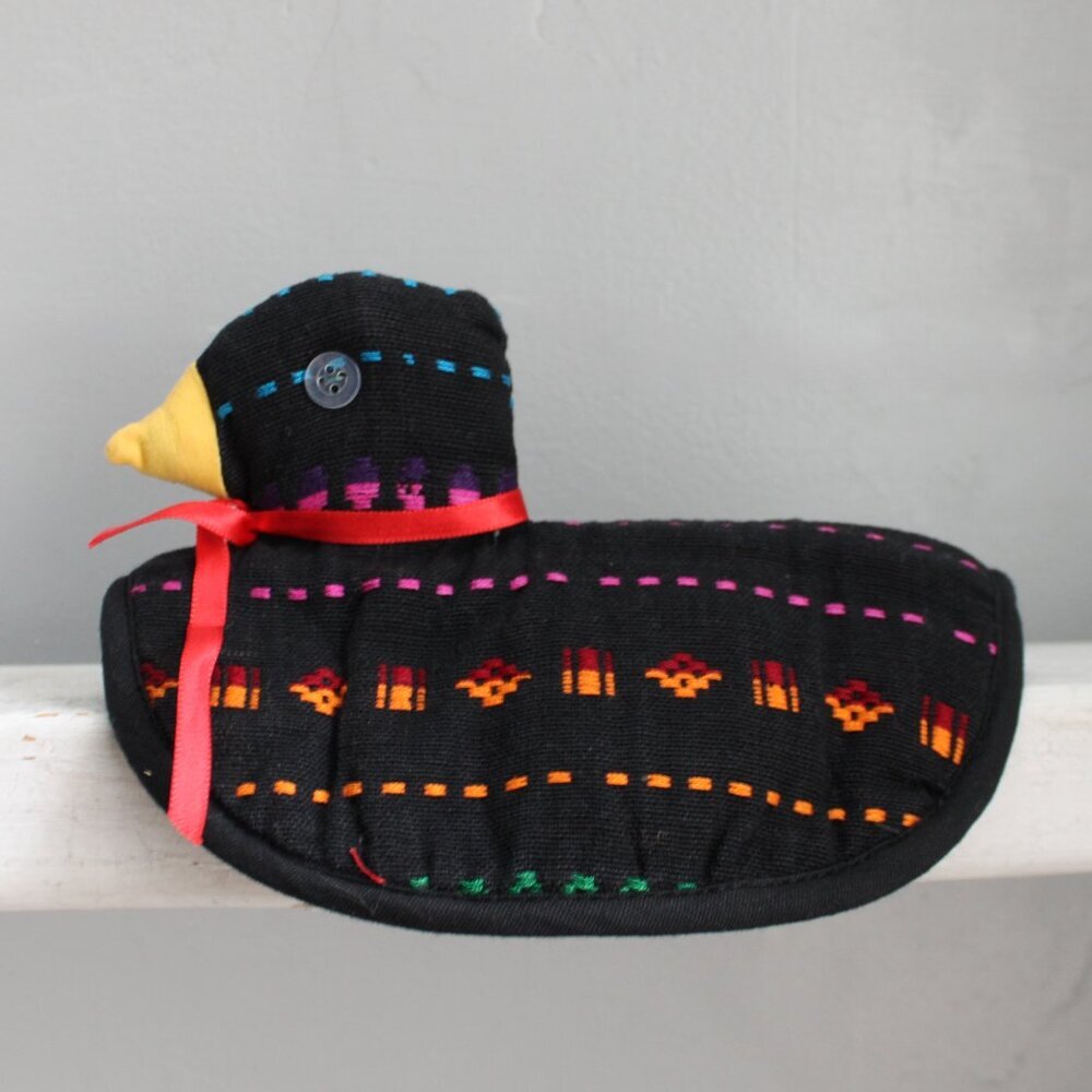Vintage Handmade Black Multicolor Duck Embroidered Pattern Pot Holder - Picture 1 of 5